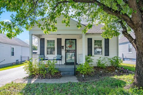 Photo of 720 Gheens Ave, Louisville, KY 40214 (MLS # 1715990)