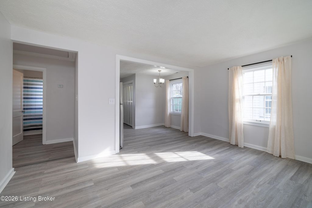 Photo of 3444 Glendale Ave, Louisville, KY 40215 (MLS # 1712561)