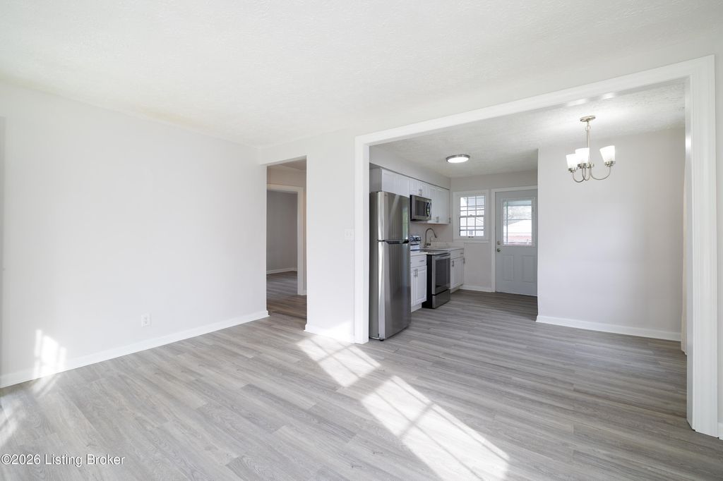 Photo of 3444 Glendale Ave, Louisville, KY 40215 (MLS # 1712561)