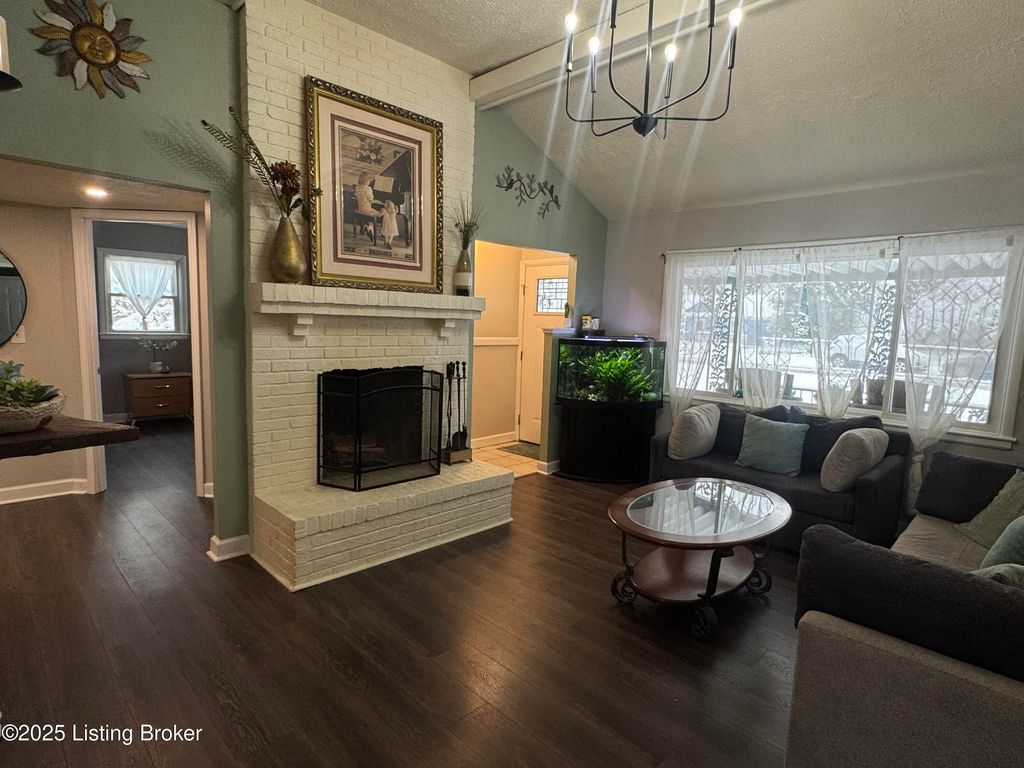 Photo of 13609 Tennis Blvd, Louisville, KY 40272 (MLS # 1704373)