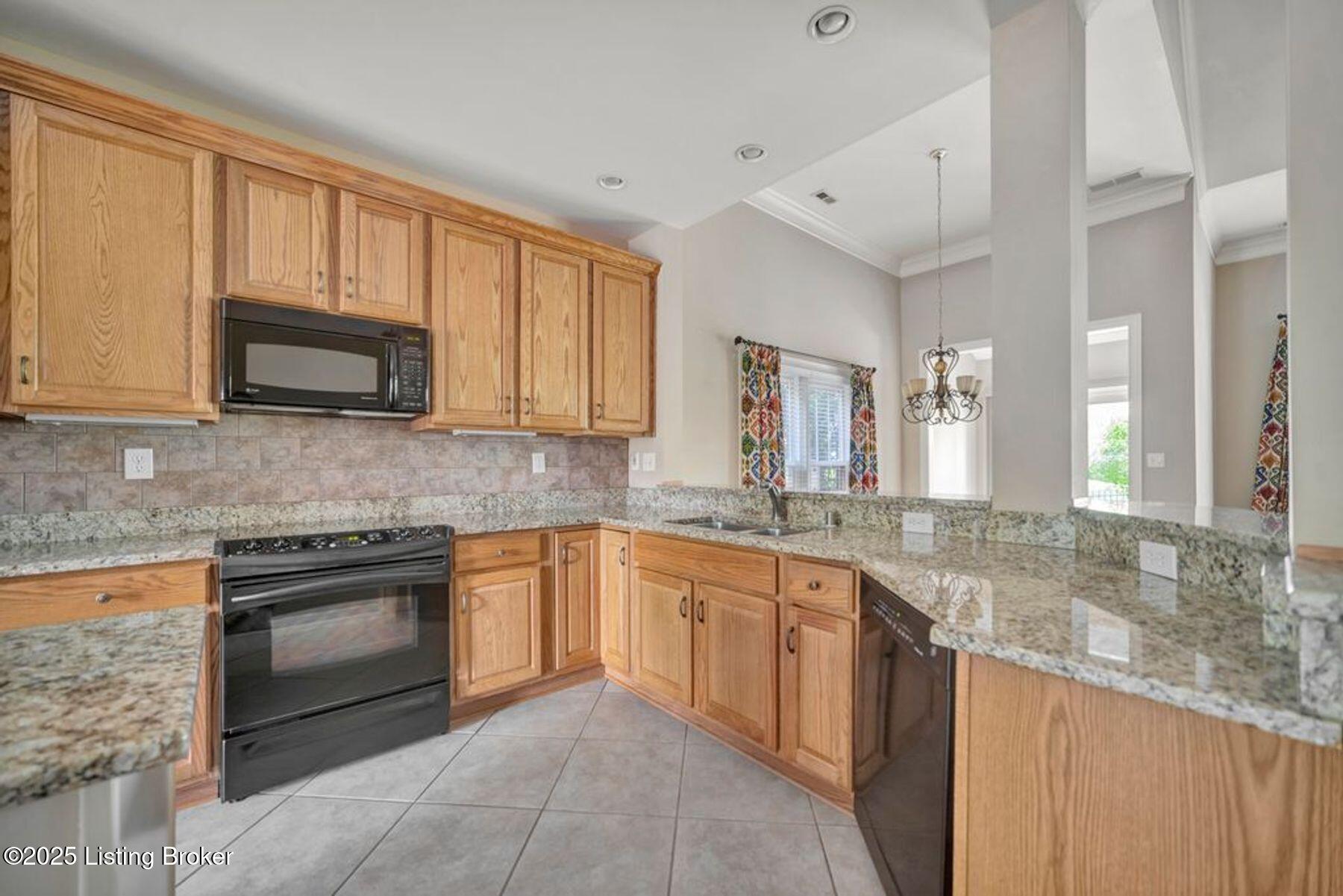 14919 Tradition Dr, Louisville, Pennsylvania image 16