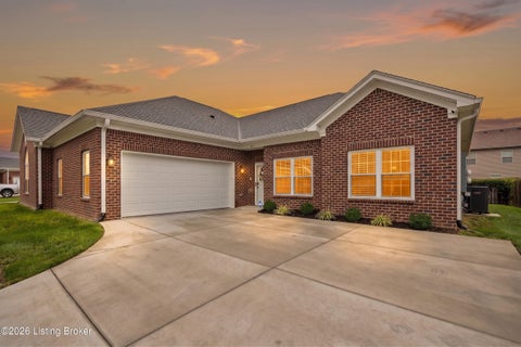 Photo of 211 Bullitt Creek Dr # 15, Shepherdsville, KY 40165 (MLS # 1721137)