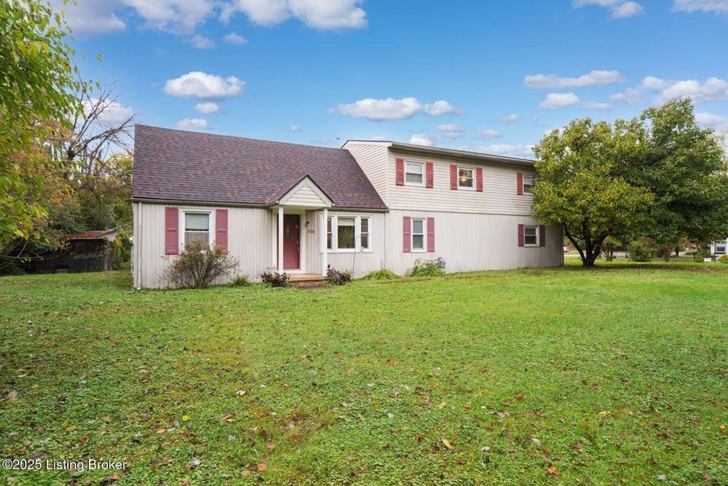 Photo of 7700 Rosemary Ln, Louisville, KY 40214 (MLS # 1705626)