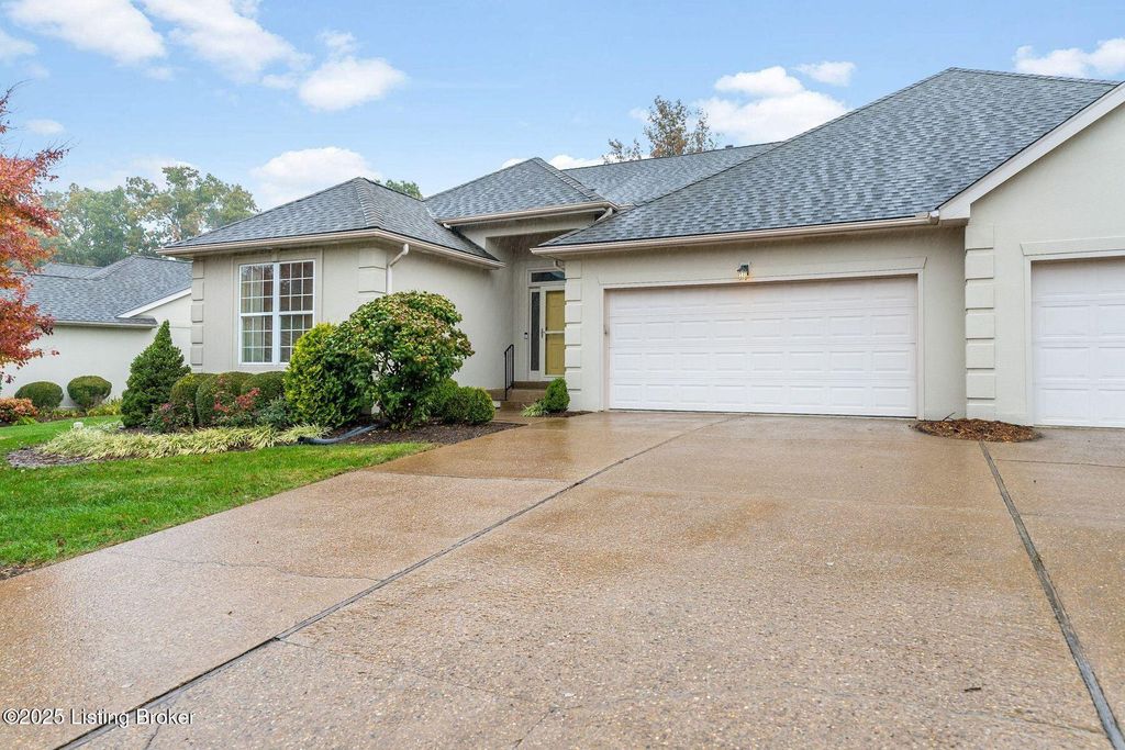 Photo of 503 Village Lake Dr, Louisville, KY 40245 (MLS # 1706294)