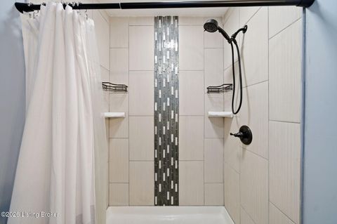 Tiny photo for 476 E Brandeis Ave, Louisville, KY 40217 (MLS # 1710685)