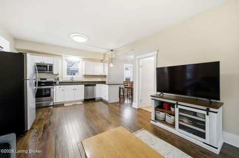 Tiny photo for 476 E Brandeis Ave, Louisville, KY 40217 (MLS # 1710685)