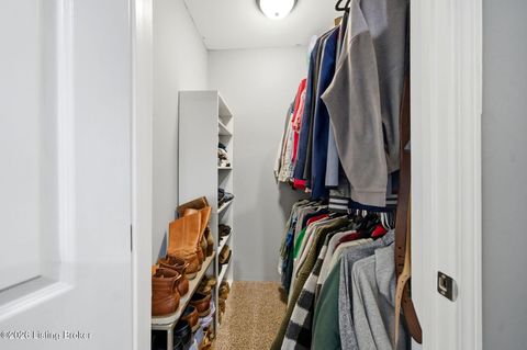 Tiny photo for 476 E Brandeis Ave, Louisville, KY 40217 (MLS # 1710685)