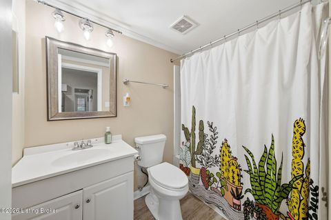 Tiny photo for 476 E Brandeis Ave, Louisville, KY 40217 (MLS # 1710685)