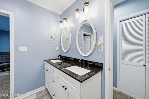 Tiny photo for 476 E Brandeis Ave, Louisville, KY 40217 (MLS # 1710685)