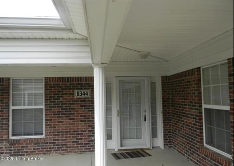 Photo of 8344 Delta Cir, Louisville, KY 40228 (MLS # 1702218)