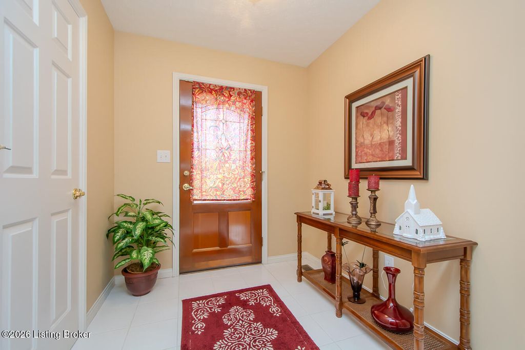 Photo of 10007 Sunkist Way, Louisville, KY 40272 (MLS # 1712505)