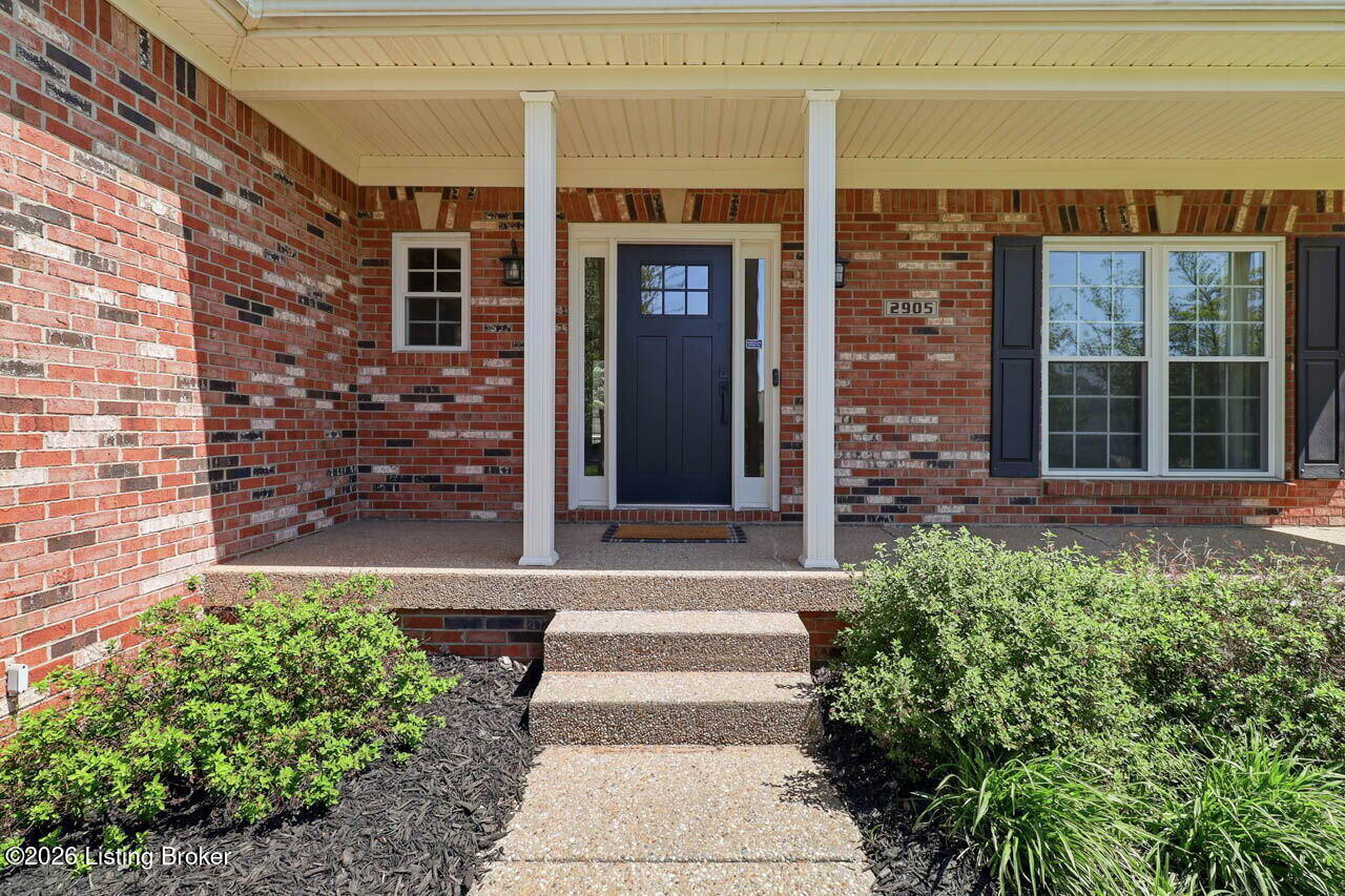 2905 Lake Vista Dr