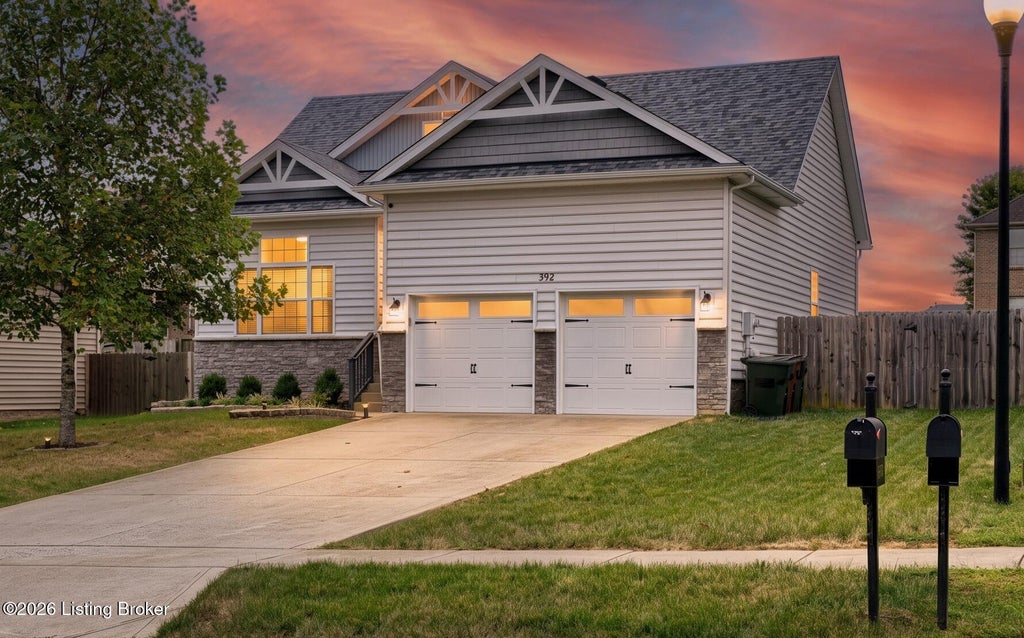 Photo of 392 Berger Farm Dr, Mt Washington, KY 40047 (MLS # 1730010)