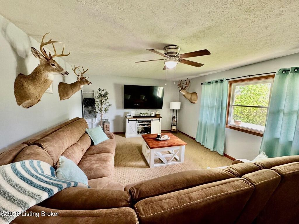 Photo of 6030 Mackville Rd, Springfield, KY 40069 (MLS # 1715115)