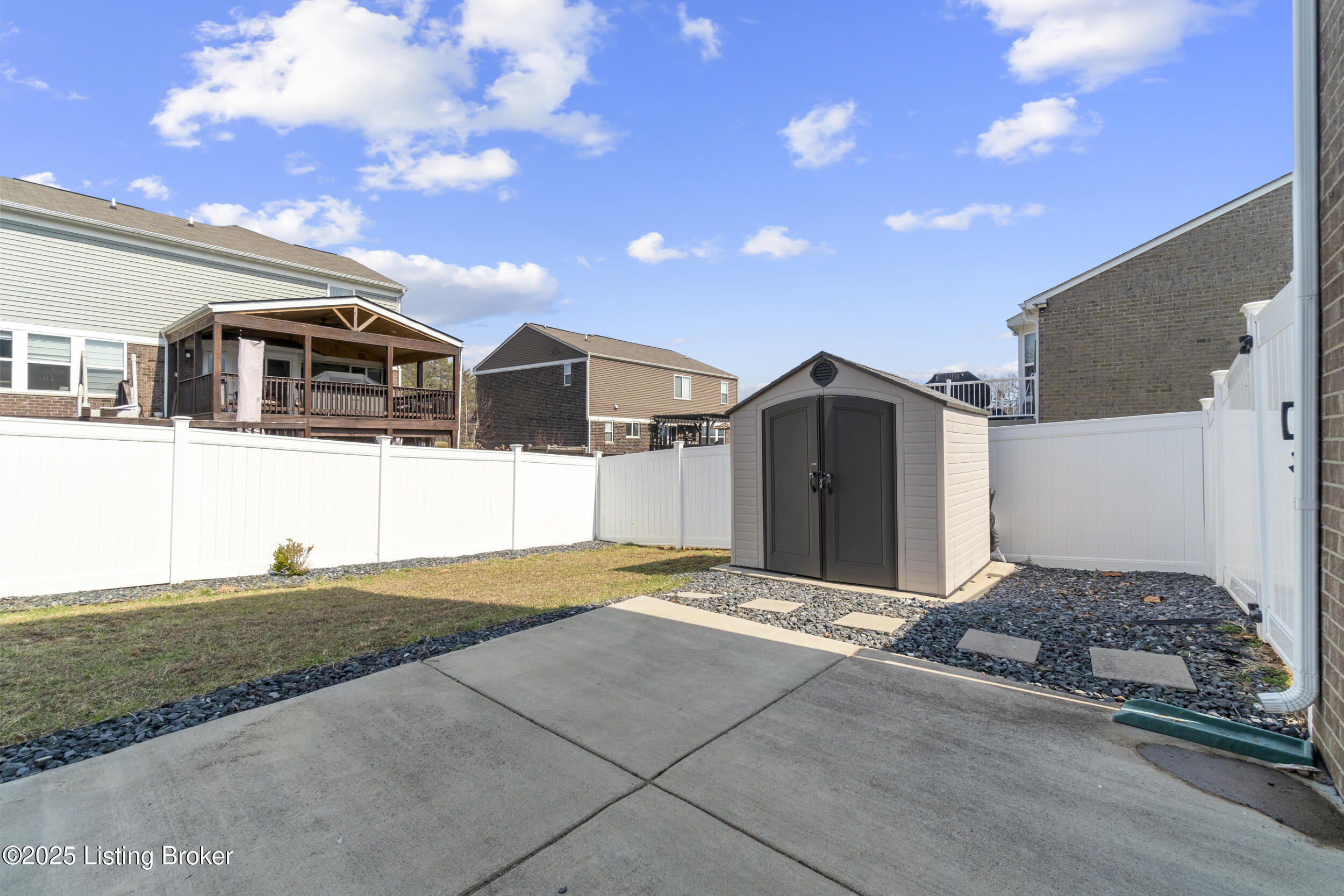 242 Magnolia Dr, Louisville, Kentucky image 40