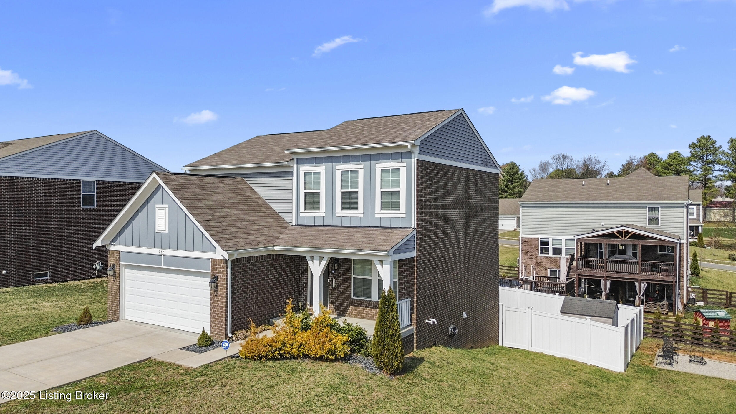 242 Magnolia Dr, Louisville, Kentucky image 3