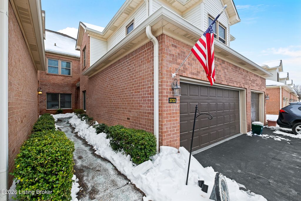 Photo of 3723 Hurstbourne Ridge Blvd #3723, Louisville, KY 40299 (MLS # 1708518)