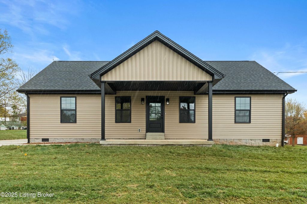 Photo of 126 Churchill Ave, Hodgenville, KY 42748 (MLS # 1708032)