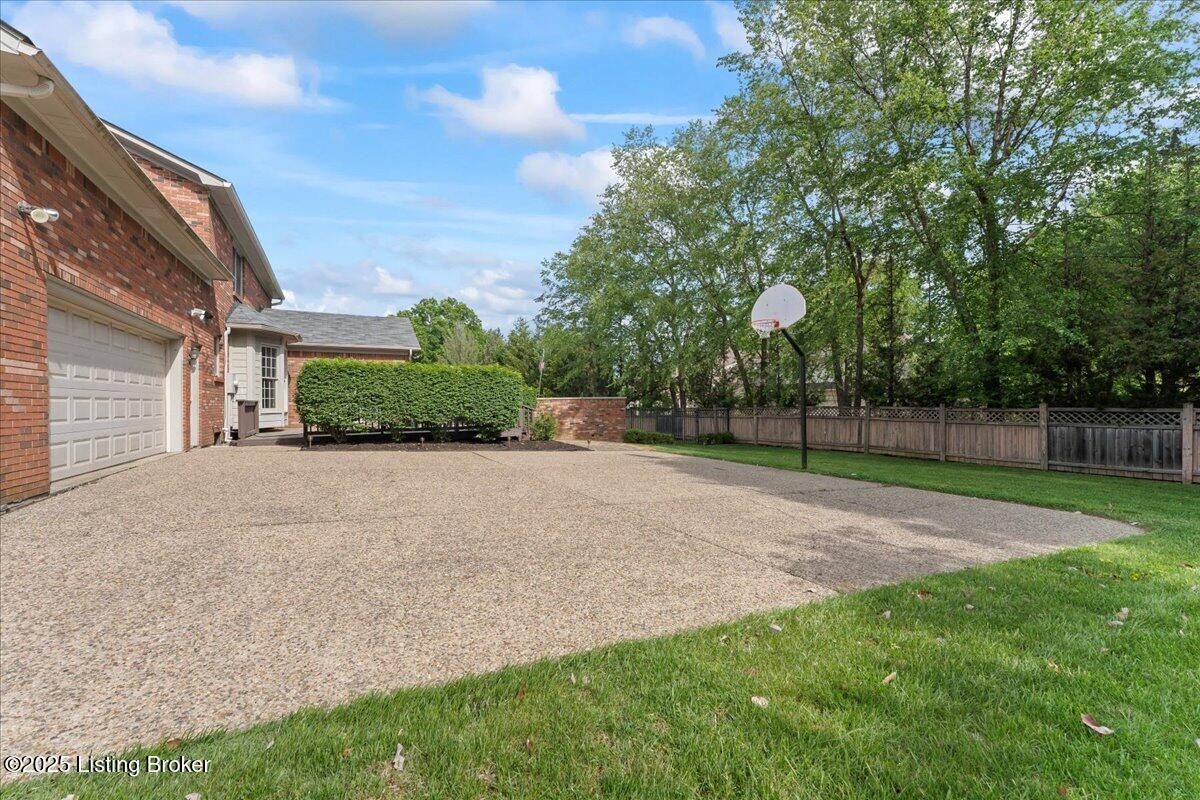 1017 Colonel Anderson Pkwy, Louisville, Pennsylvania image 10
