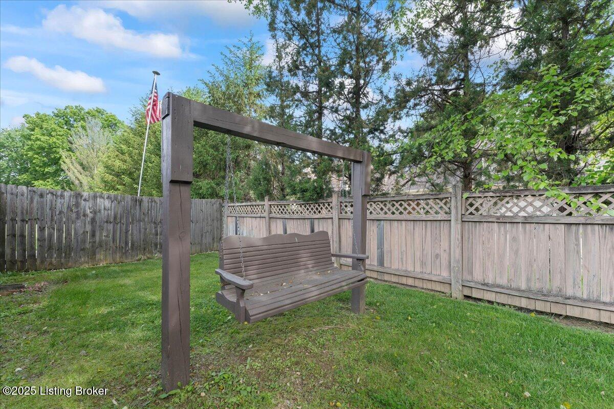 1017 Colonel Anderson Pkwy, Louisville, Pennsylvania image 13