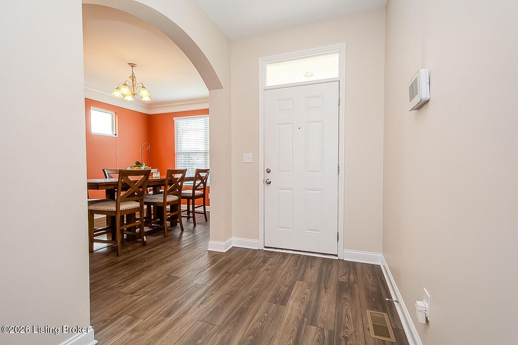 Photo of 9921 Creek View Estates Dr, Louisville, KY 40291 (MLS # 1712961)