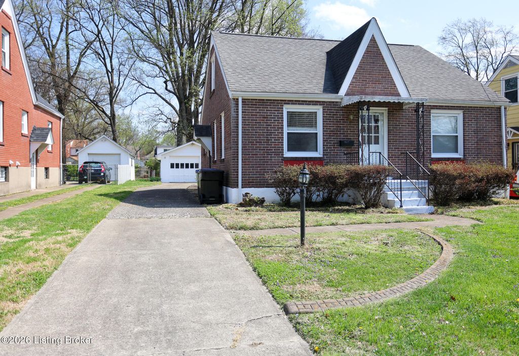 Photo of 4625 Cliff Ave, Louisville, KY 40215 (MLS # 1713035)