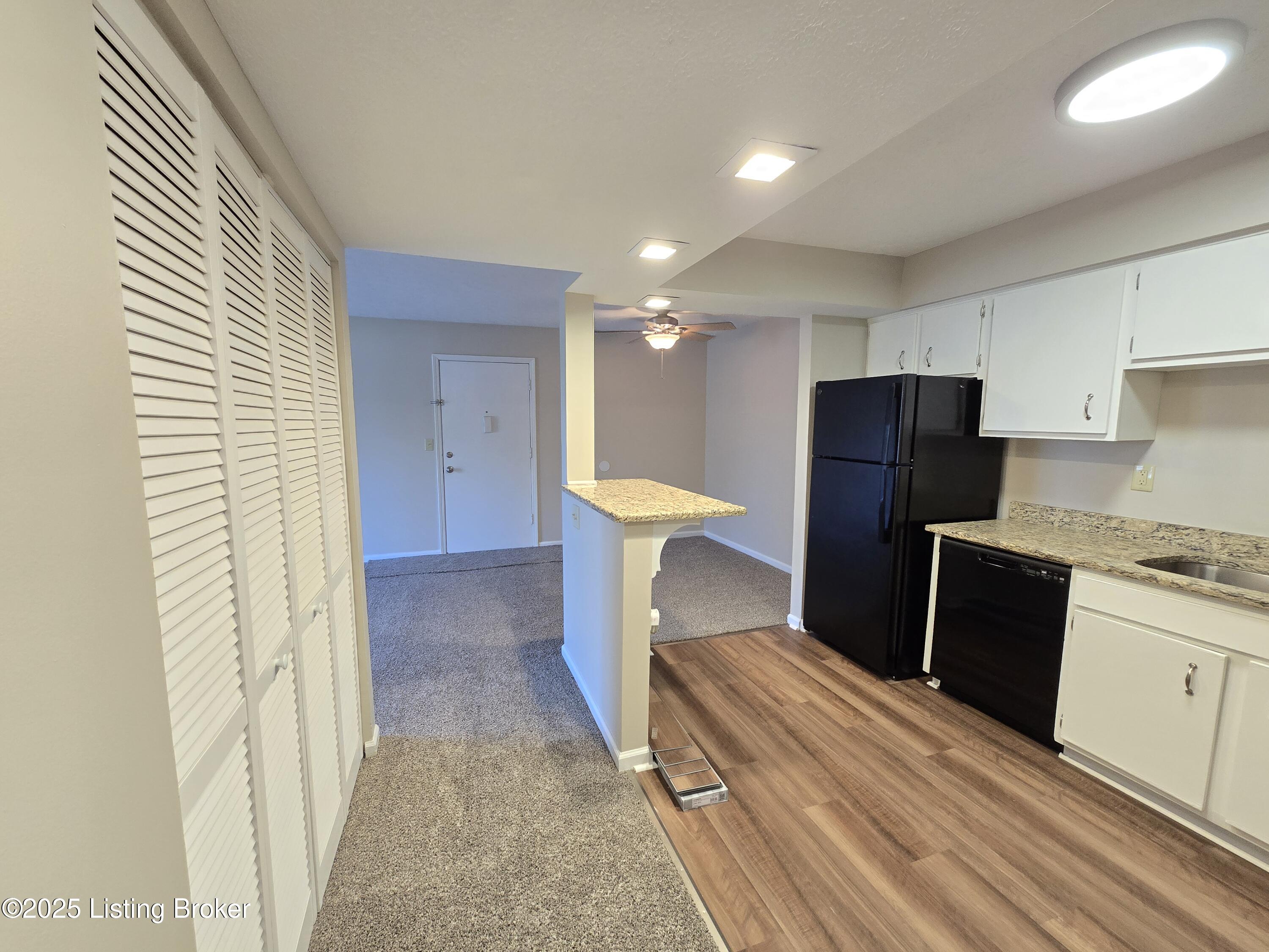 7062 Wildwood Cir # 123, Louisville, Kentucky image 10