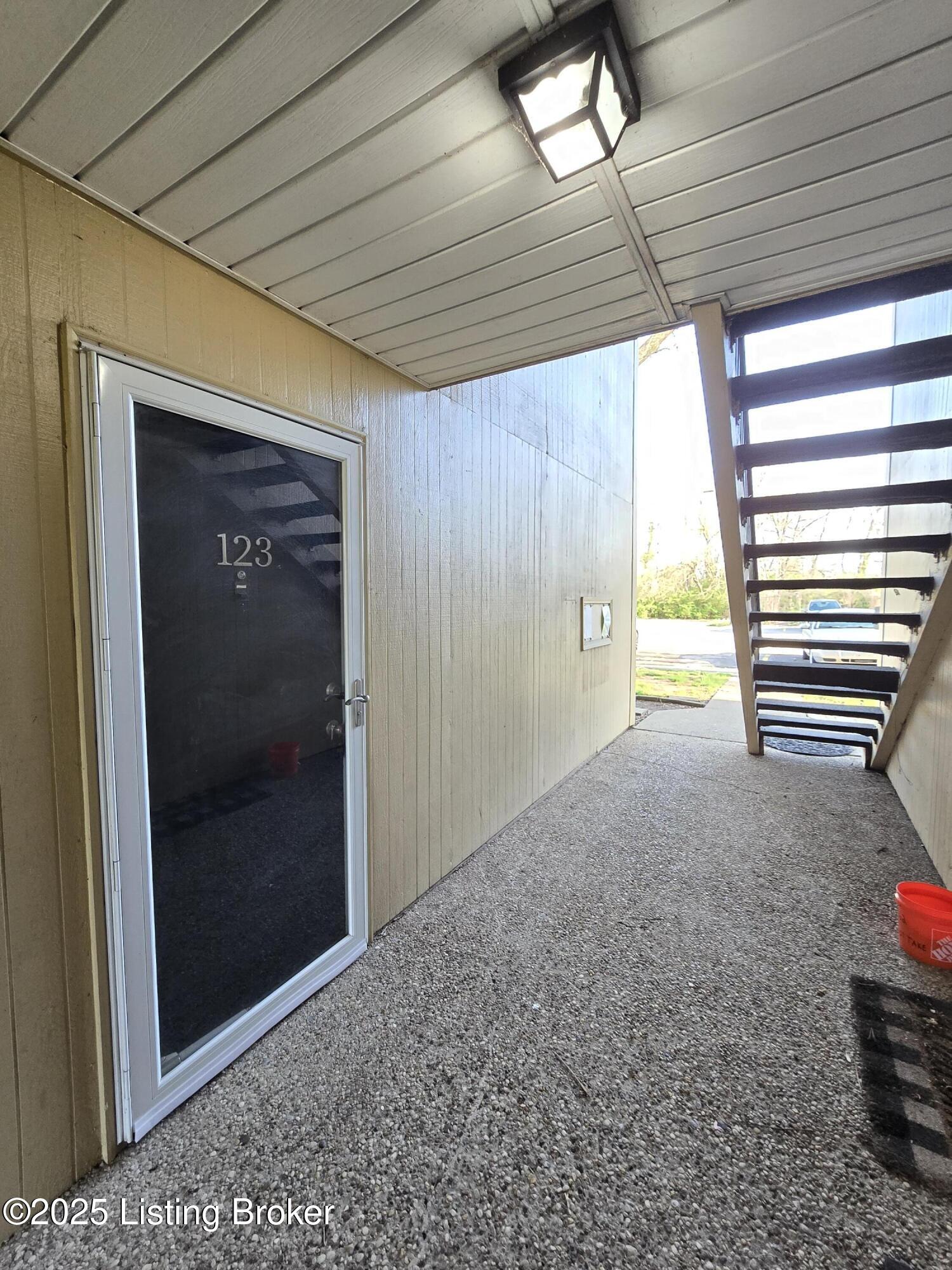 7062 Wildwood Cir # 123, Louisville, Kentucky image 41