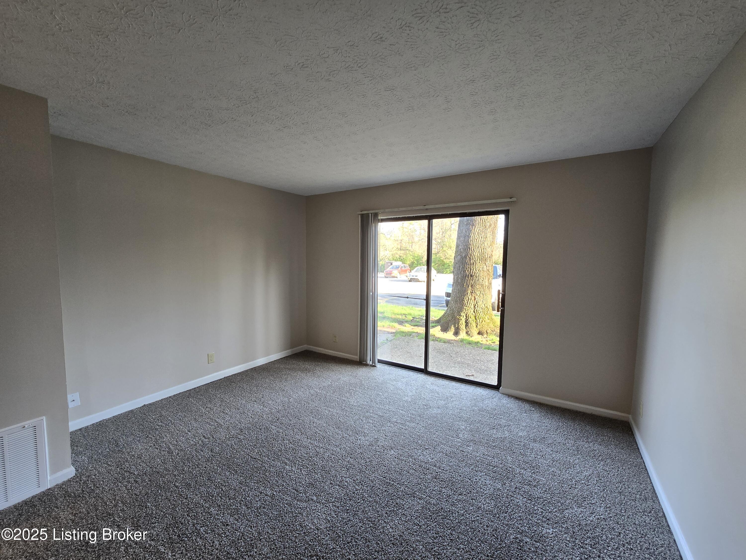 7062 Wildwood Cir # 123, Louisville, Kentucky image 8