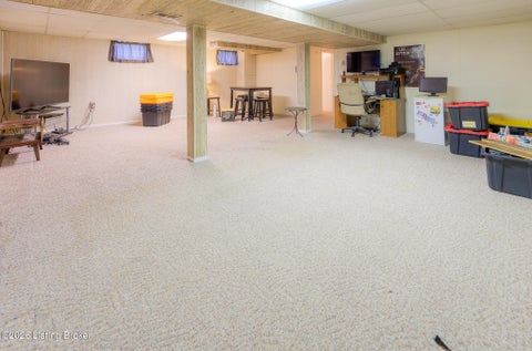 Tiny photo for 8617 Eula Rd, Louisville, KY 40219 (MLS # 1728950)