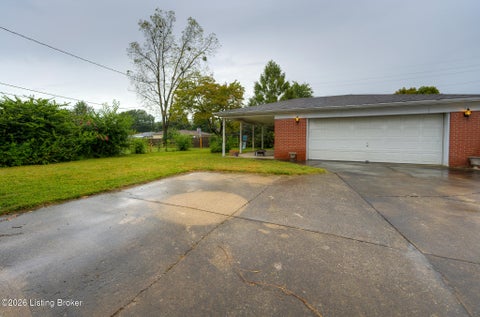 Tiny photo for 8617 Eula Rd, Louisville, KY 40219 (MLS # 1728950)