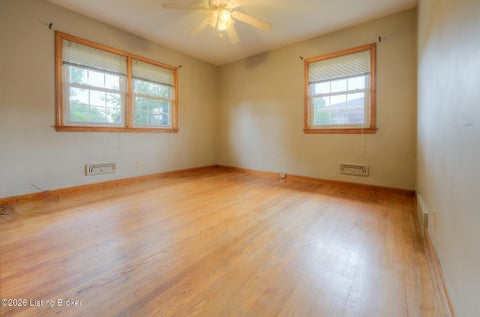 Tiny photo for 8617 Eula Rd, Louisville, KY 40219 (MLS # 1728950)