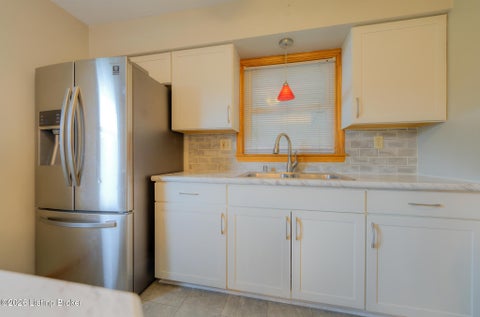 Tiny photo for 8617 Eula Rd, Louisville, KY 40219 (MLS # 1728950)