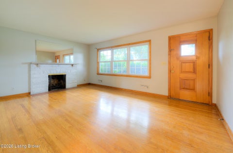 Tiny photo for 8617 Eula Rd, Louisville, KY 40219 (MLS # 1728950)