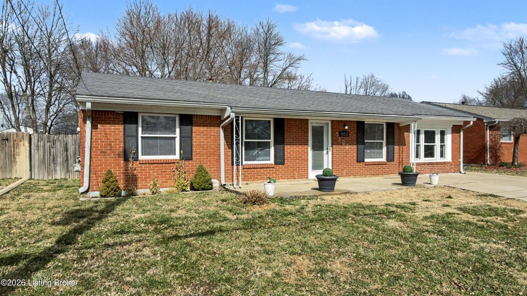 Photo of 468 Crestwood Ln, Louisville, KY 40229 (MLS # 1710415)