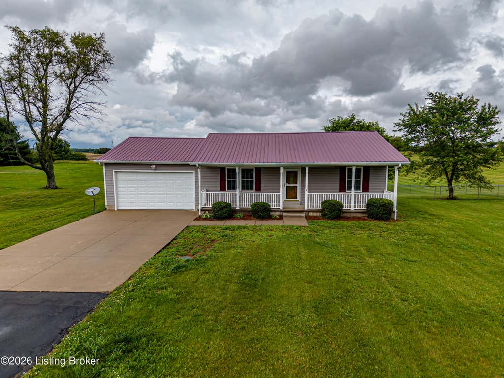 Photo of 3570 Old Elizabethtown Rd, Hodgenville, KY 42748 (MLS # 1718545)