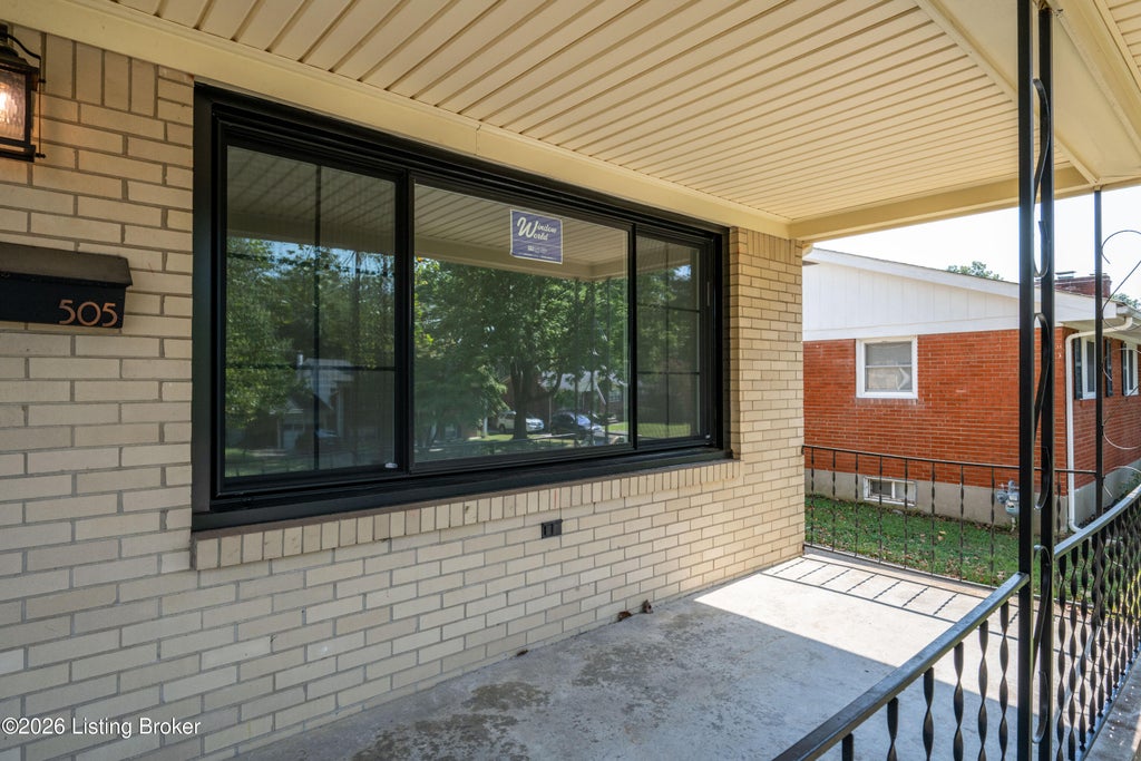 Photo of 505 Westwood Dr, Louisville, KY 40243 (MLS # 1729516)