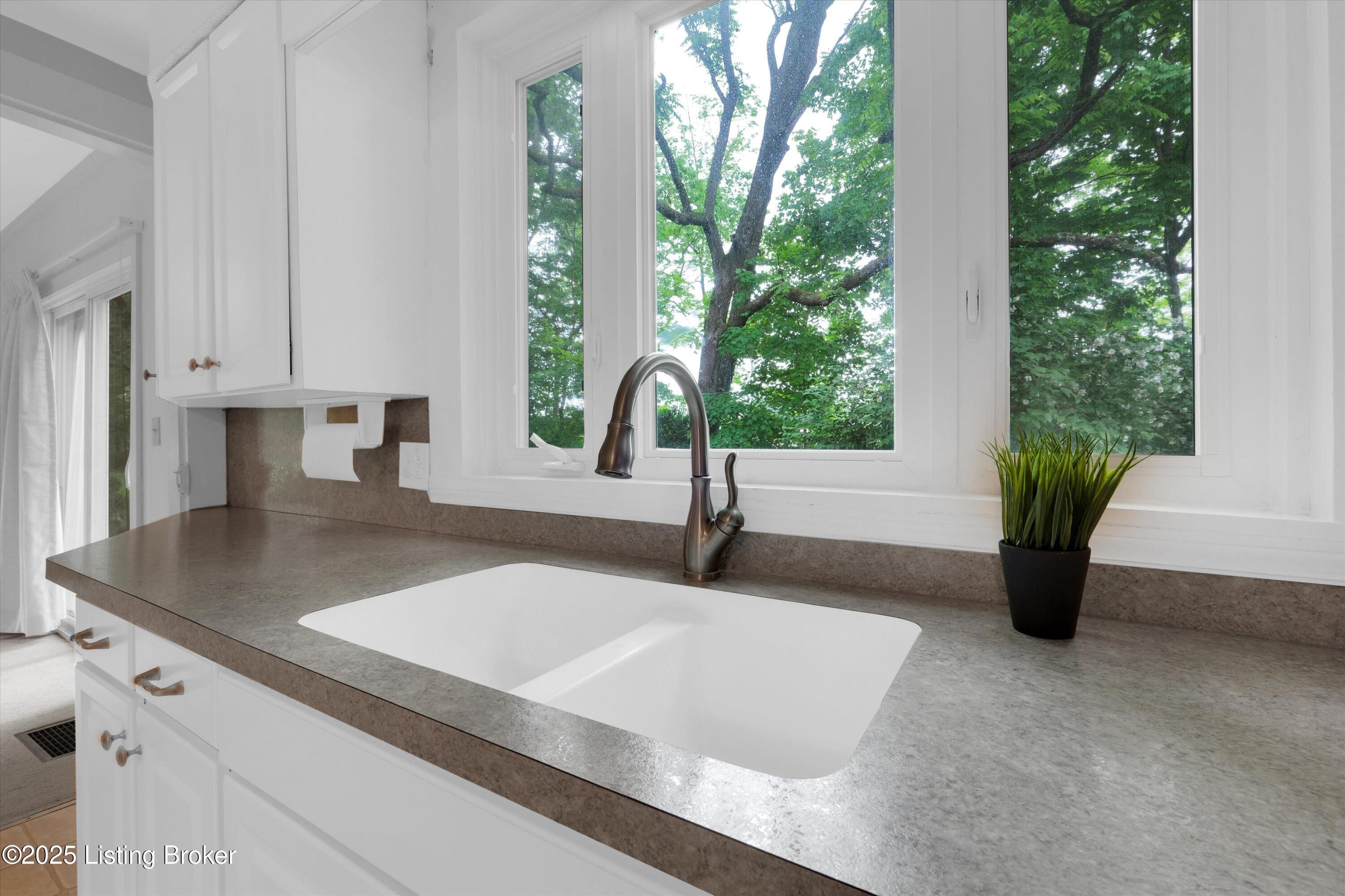 5212 Mary Clayton Ln, Crestwood, Kentucky image 29