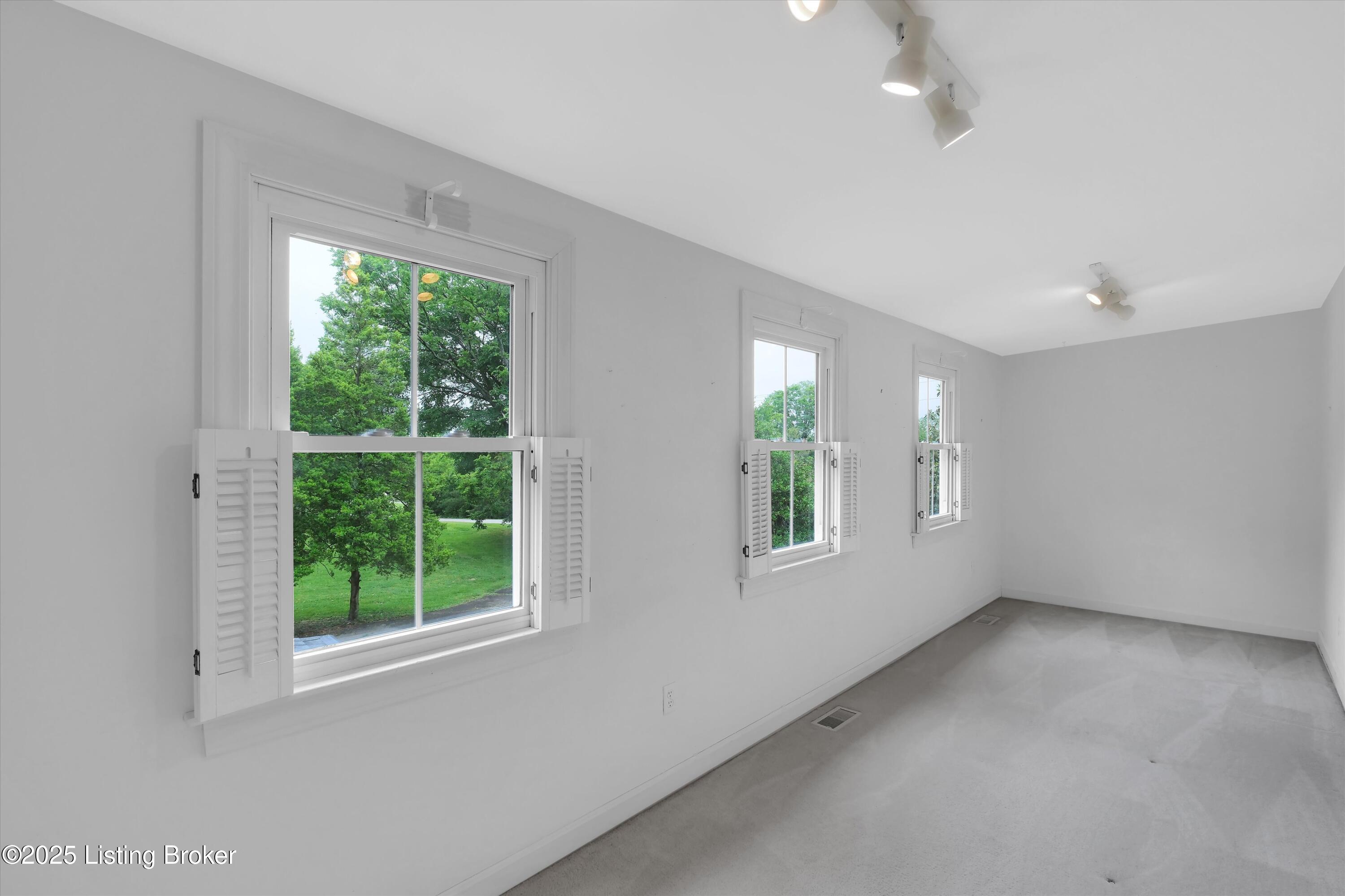 5212 Mary Clayton Ln, Crestwood, Kentucky image 46