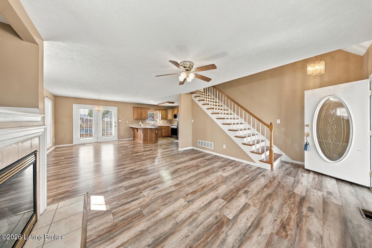 354 Bentwood Dr