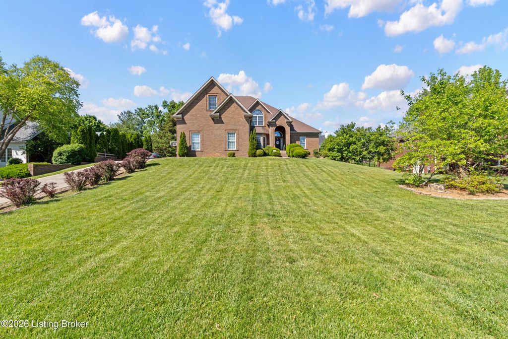 Photo of 6223 Perrin Dr, Crestwood, KY 40014 (MLS # 1717259)