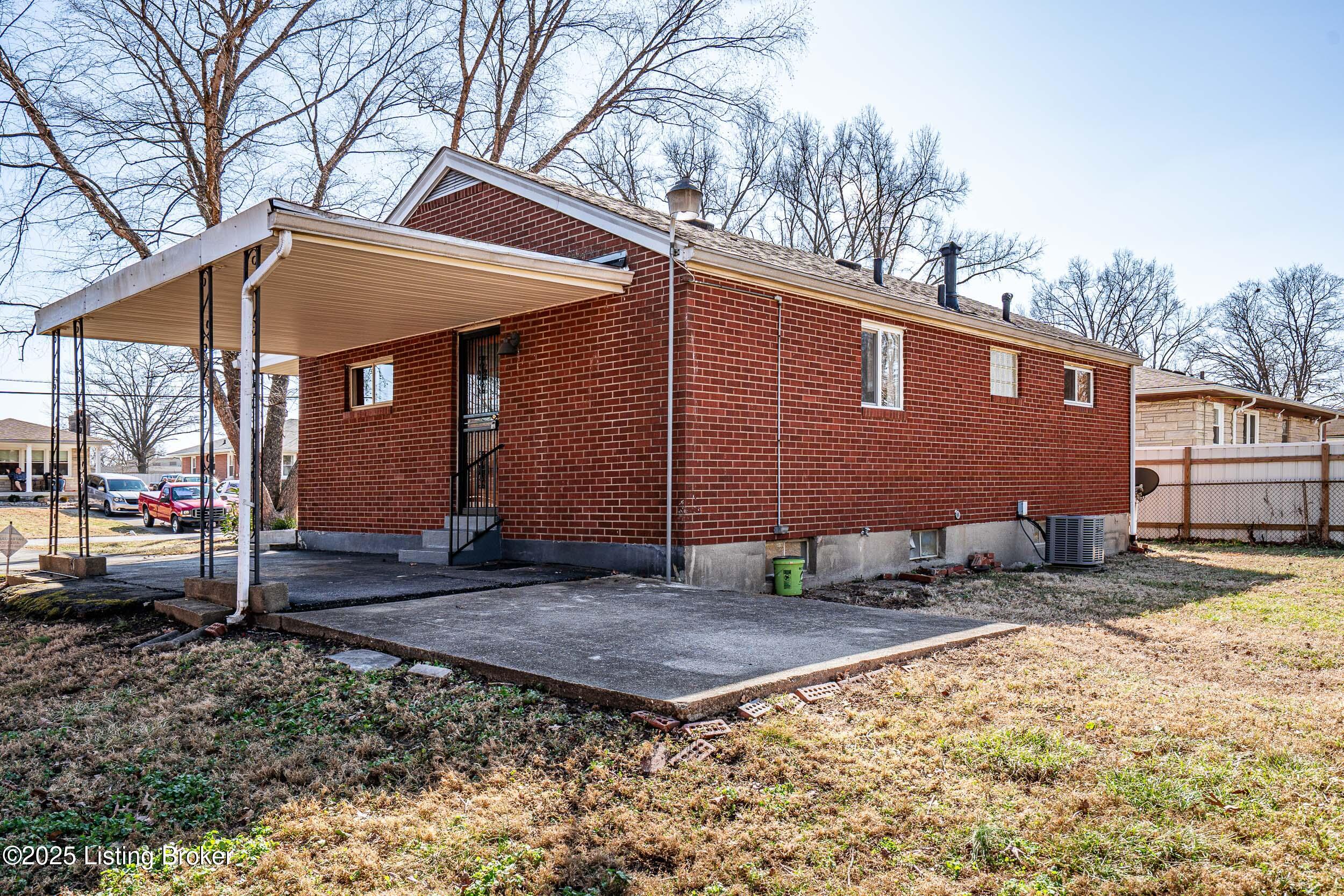 3420 Park Row Dr, Louisville, Kentucky image 40