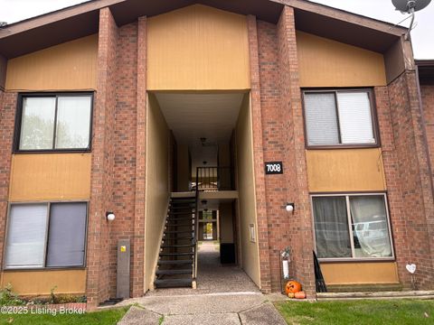 Condo For Sale - 7008 Wildwood Cir #63<br/> Louisville, KY 40291