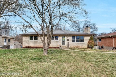 Photo of 5917 Bay Pine Dr, Louisville, KY 40219 (MLS # 1710079)