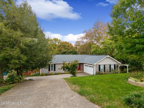 Photo of 12713 Churchill Pkwy, Goshen, KY 40026 (MLS # 1701147)