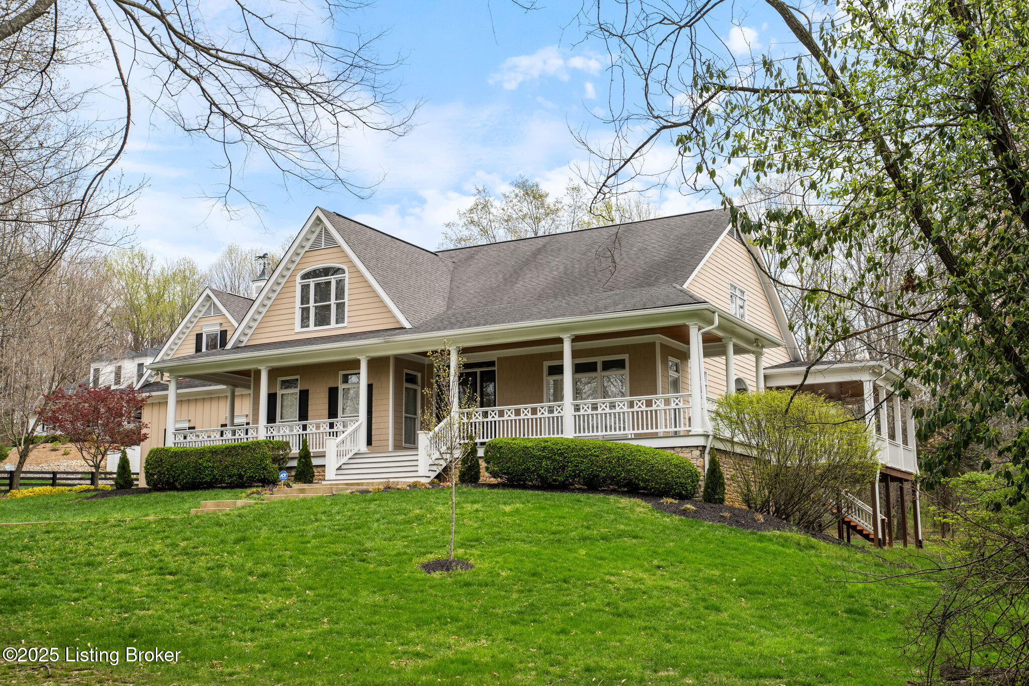 7909 Rollington Rd, Pewee Valley, Pennsylvania image 3
