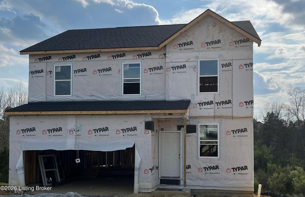 Photo of 4025 Blackthorn Pl, La Grange, KY 40031 (MLS # 1710810)