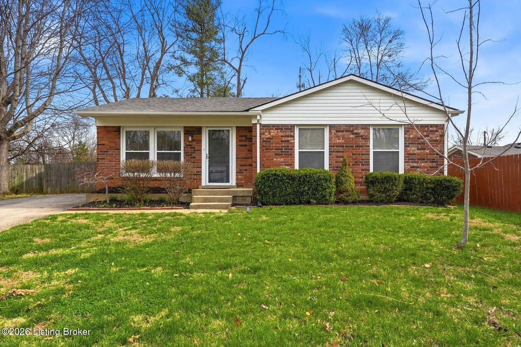 Photo of 9105 Wendell Ct, Louisville, KY 40299 (MLS # 1712301)