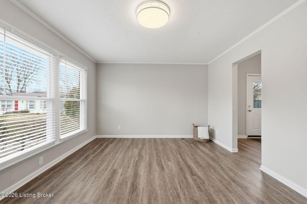 Photo of 9105 Wendell Ct, Louisville, KY 40299 (MLS # 1712301)