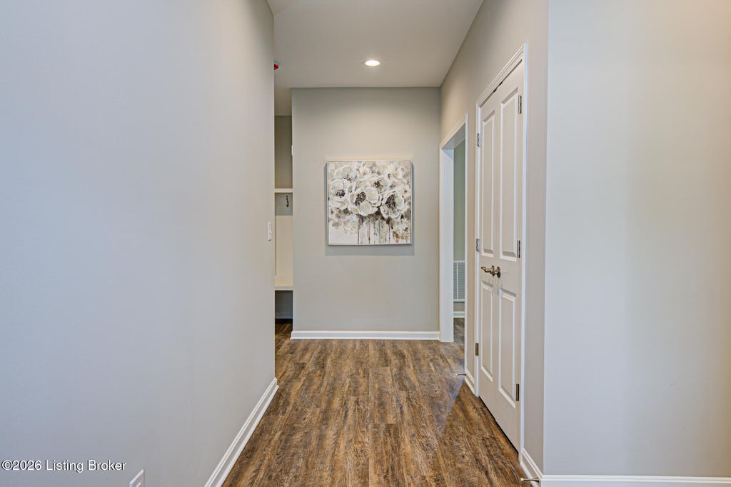 Photo of 10211 Lark Meadow Dr, Louisville, KY 40291 (MLS # 1716183)